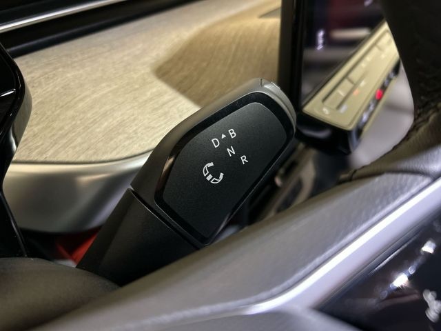 Volkswagen ID.Buzz CarPlay Matrix CCS ACC AHK LED Navi