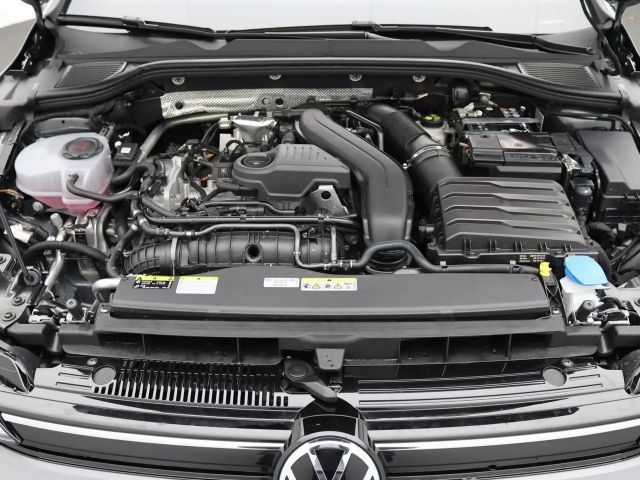 Volkswagen Golf 1.5 eTSI DSG Golf VIII