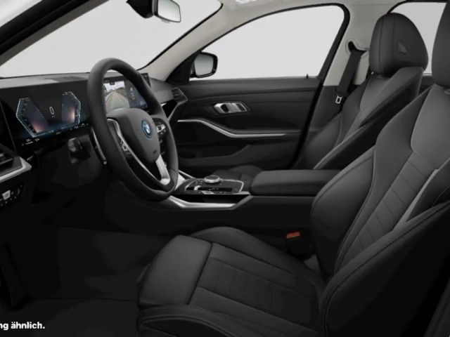 BMW 330 330e Sedan xDrive