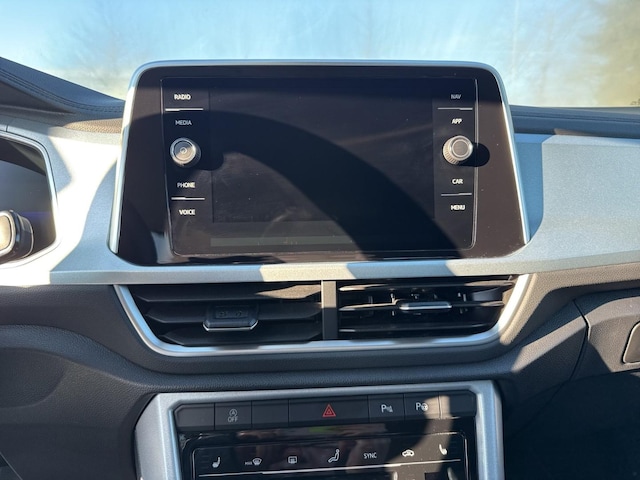 Volkswagen T-Roc TSI CarPlay/Virt/ACC/LED/Navi/PDC