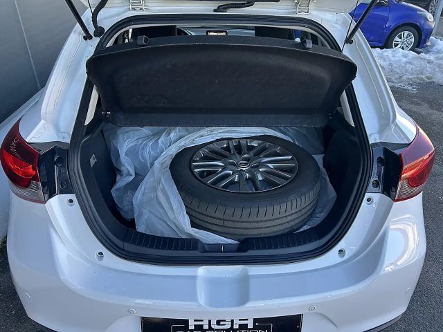 Mazda 2 SkyActiv Takumi