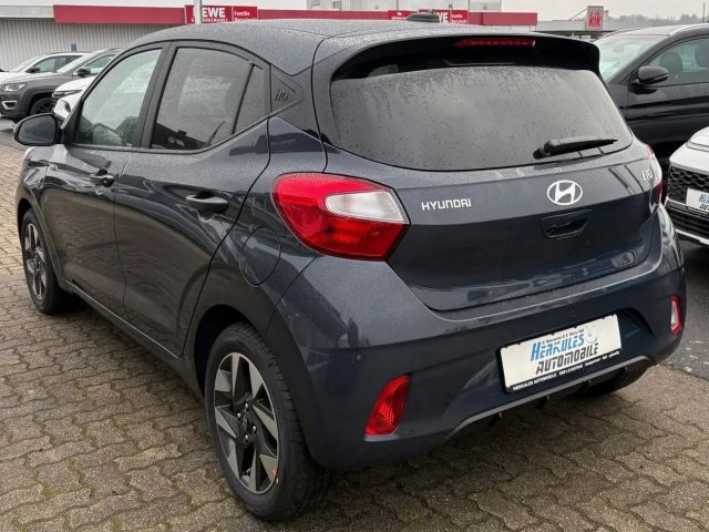 Hyundai i10 1.2l AMT Navi/Kamera/Shz/Lhz/Klimaautomatik