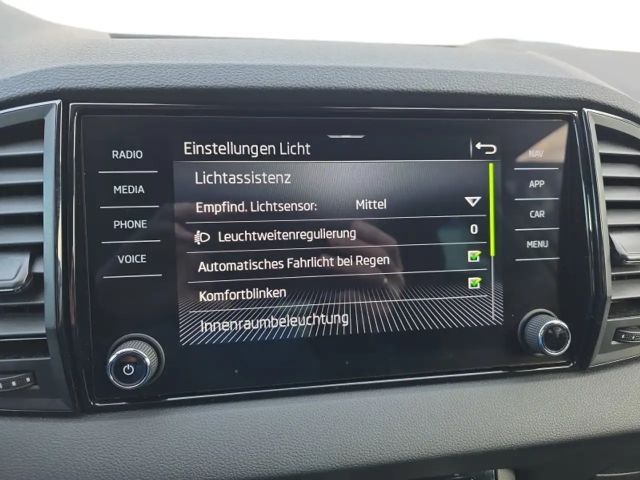 Skoda Karoq 1,0TSI 115PS Navi/LED/ACC/Kamera/Winterp.    **