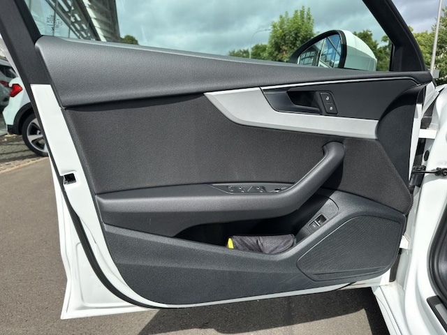 Audi A4 35 TFSI Avant S-Tronic