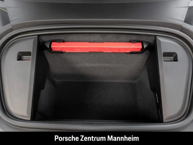 Porsche Taycan 4