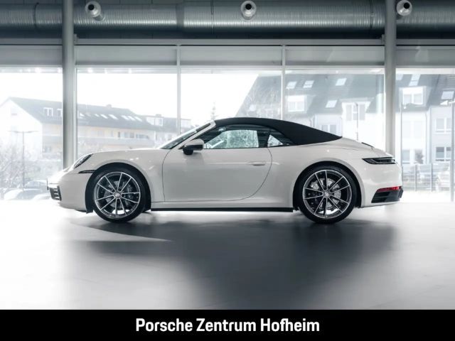Porsche 992 Cabrio Carrera