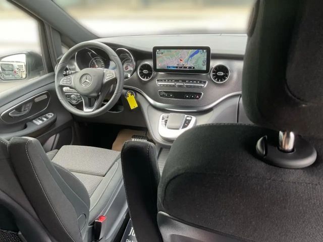 Mercedes-Benz V 250 AMG Line