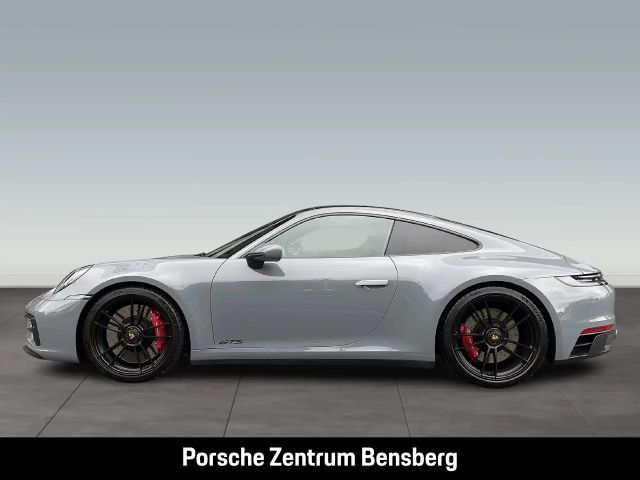 Porsche 992 Carrera Coupé GTS