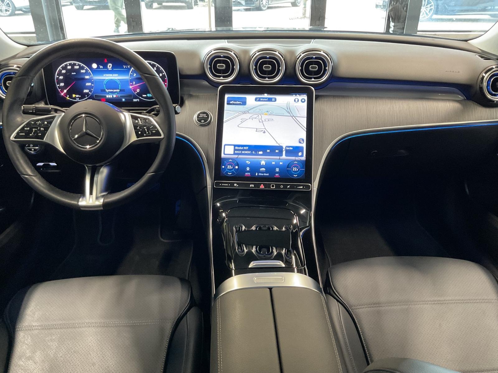 Mercedes-Benz C 200 AVANTGARDE Sedan