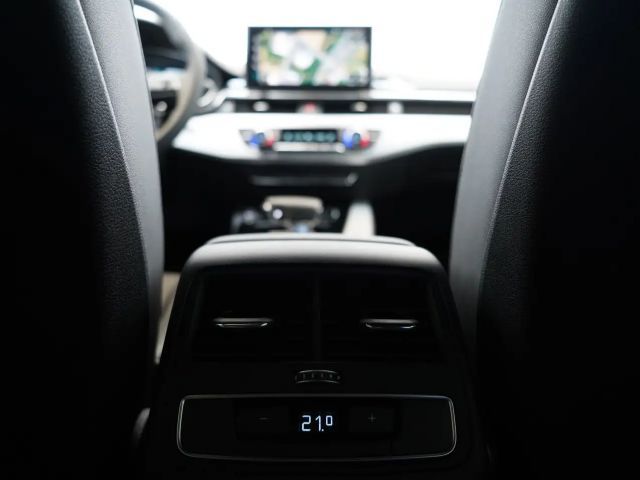 Audi A4 35 TDI Avant Competition S-Line