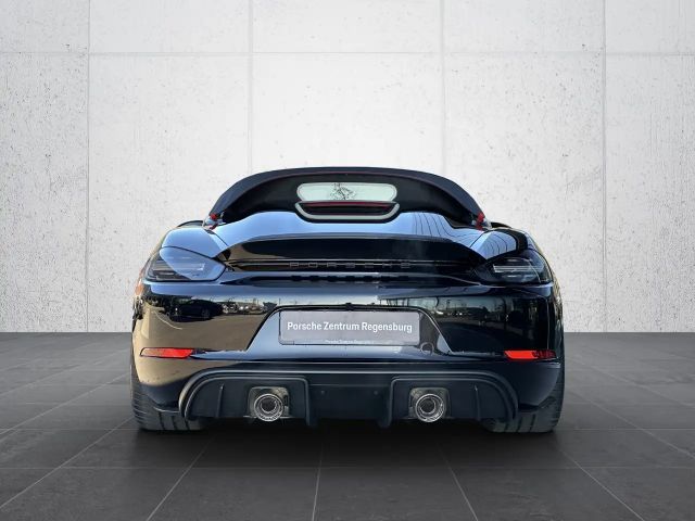 Porsche Boxster 718 RS