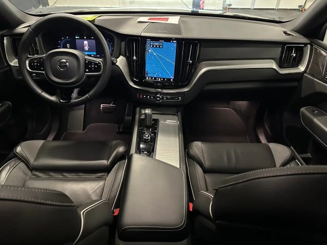 Volvo XC60 AWD R-Design