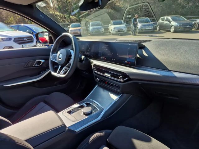 BMW 330 330i M-Sport Touring xDrive