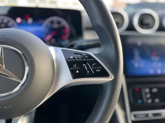 Mercedes-Benz C 220 AVANTGARDE C 220 d Estate