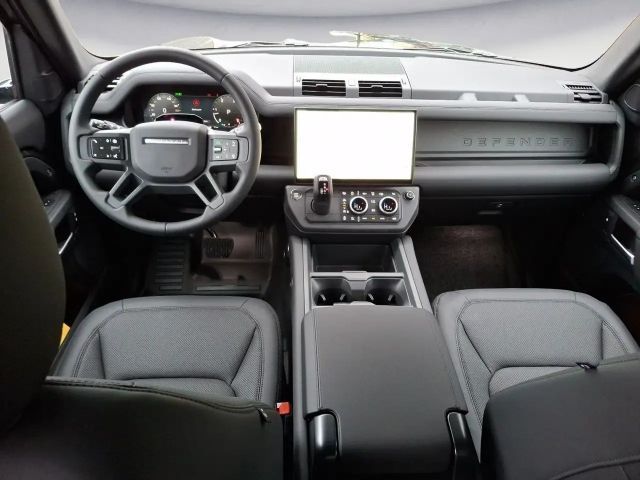 Land Rover Defender 110 Dynamic SE