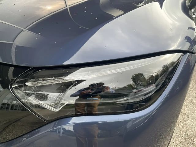 Mercedes-Benz EQE 350 Sedan