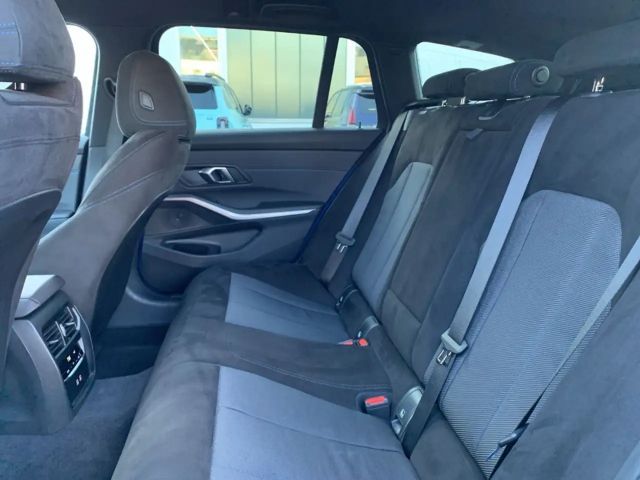 BMW 318 318i M-Sport Sedan Touring