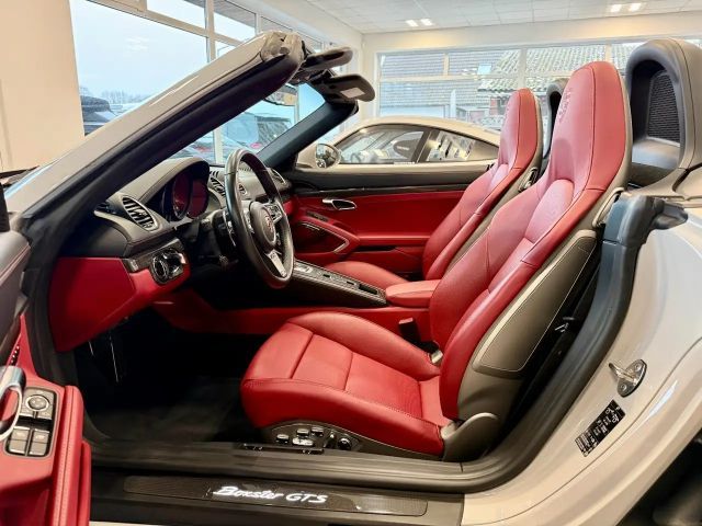 Porsche Boxster 4 718 GTS