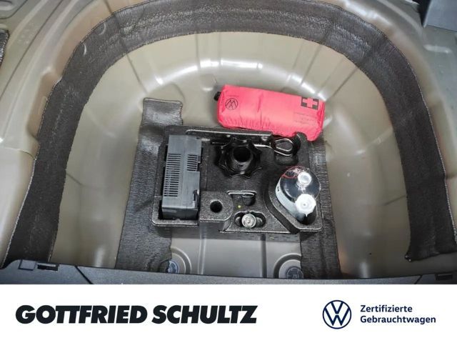 Volkswagen T-Cross GOAL TSI NAVI LED SITZHEIZUNG EINPARKHILFE