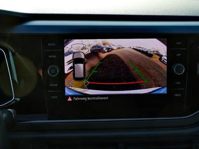 Volkswagen Taigo 1.0 TSI DSG R-Line