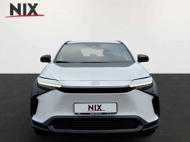 Toyota bZ4X 4x2 Team D