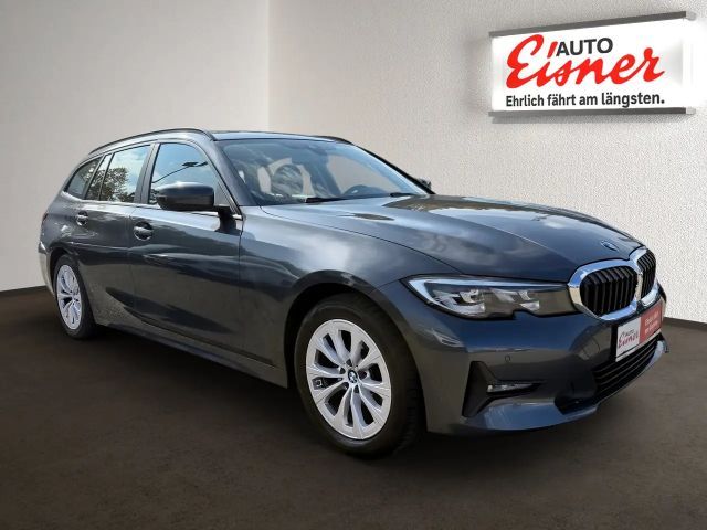BMW 320 320d Touring xDrive