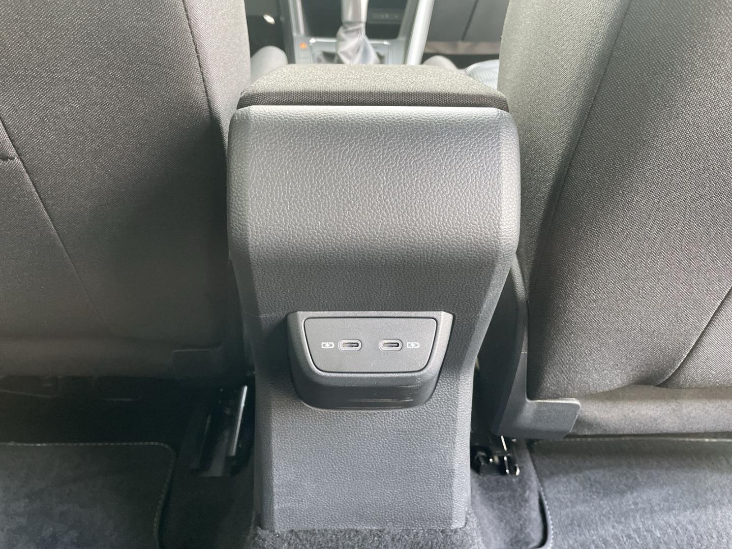 Volkswagen Taigo 1.0 TSI DSG IQ.Drive R-Line