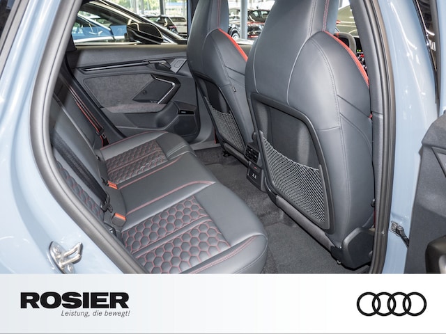 Audi RS3 Quattro S-Tronic Sedan