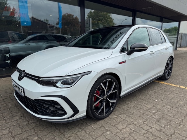 Volkswagen Golf 2.0 TSI