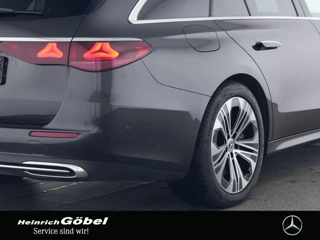 Mercedes-Benz E 300 AVANTGARDE Estate