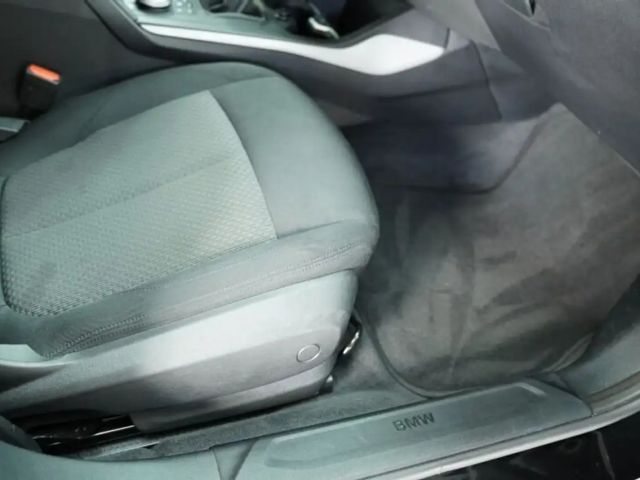 BMW 116 116i 5-deurs Sedan