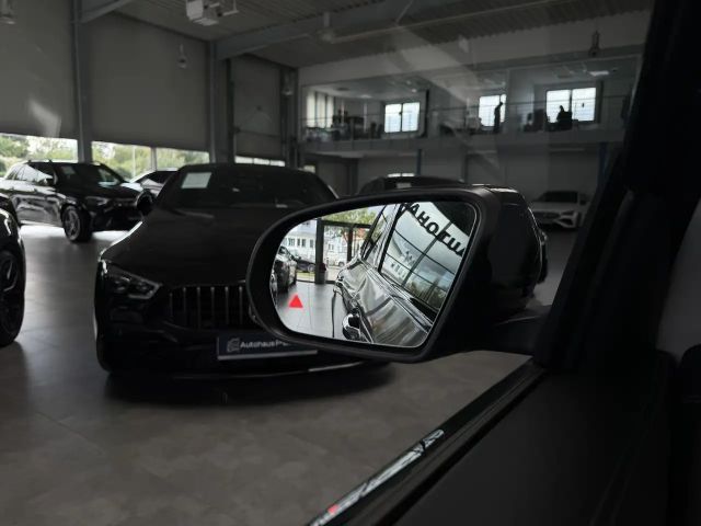 Mercedes-Benz GLA 250 4MATIC AMG Line