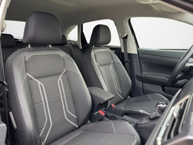 Volkswagen Taigo 1.0 TSI DSG Style