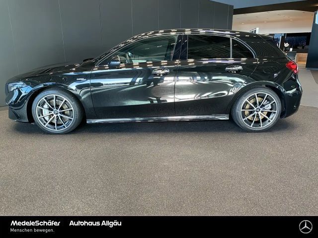 Mercedes-Benz A 35 AMG 4MATIC AMG Line