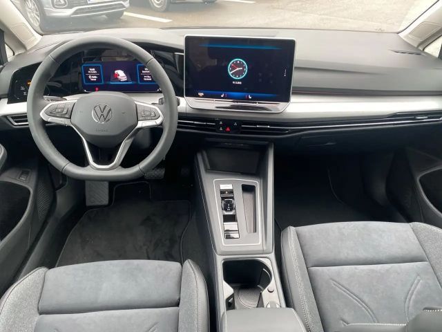 Volkswagen Golf Business DSG Variant