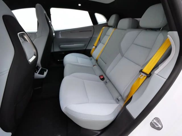 Polestar 4 Performance