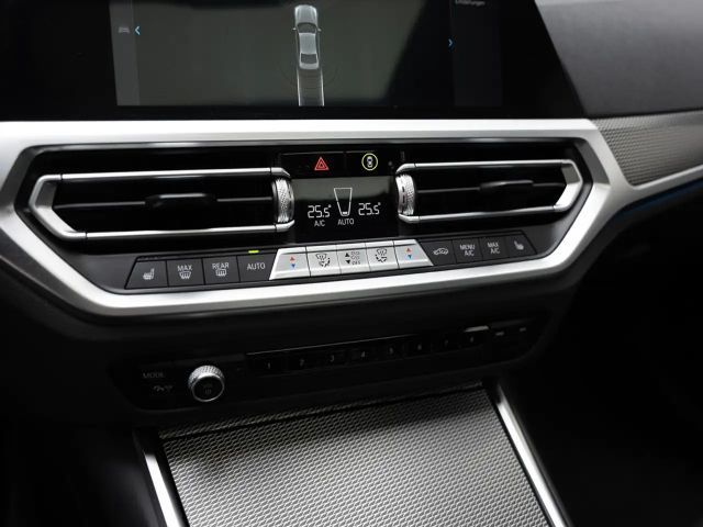 BMW 330 330e M-Sport Sedan xDrive