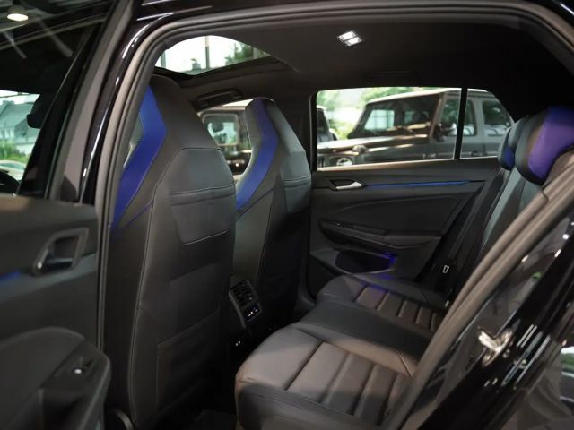 Volkswagen Golf R Performance 4M *2.H *19 *Pano *AKRA *DCC