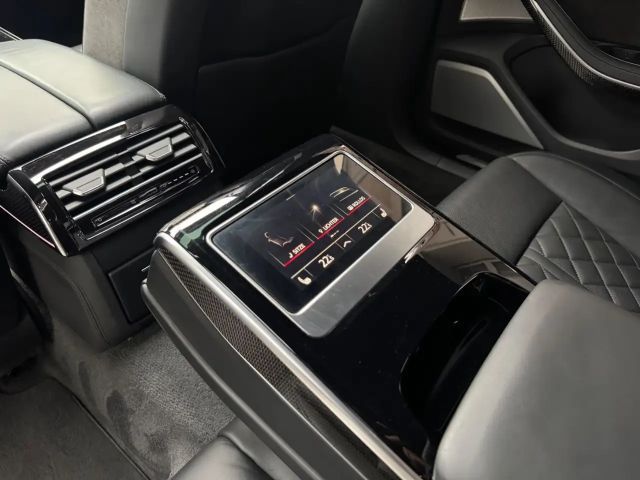 Audi S8 4.0 TFSI Quattro