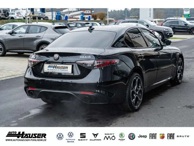 Alfa Romeo Giulia AT8 Q4 Turbo Veloce