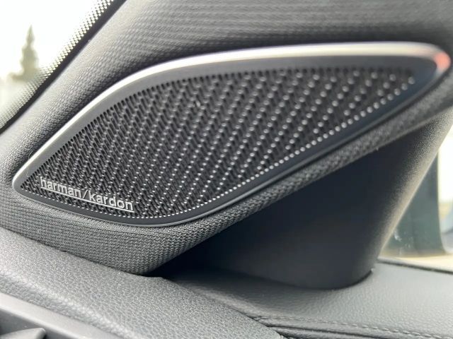 Volkswagen Passat 2.0 TSI R-Line Style Variant