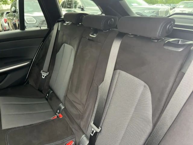 BMW 320 320d M-Sport Touring