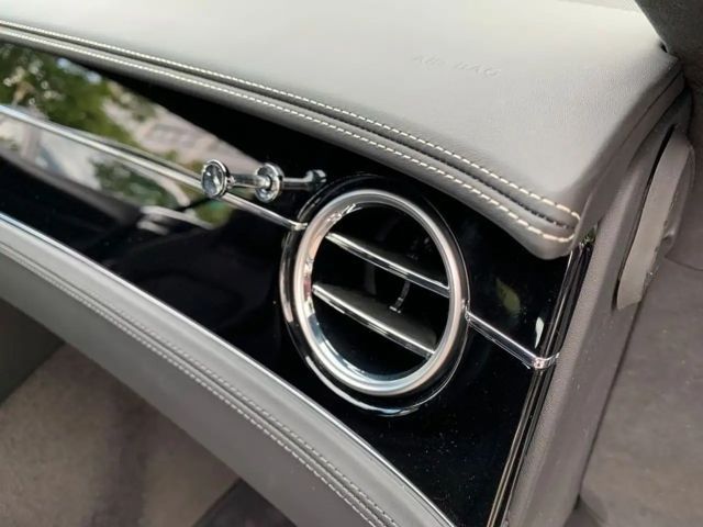 Bentley Continental GT Hybrid V8