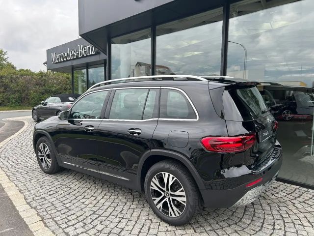 Mercedes-Benz GLB 200 GLB 200 d