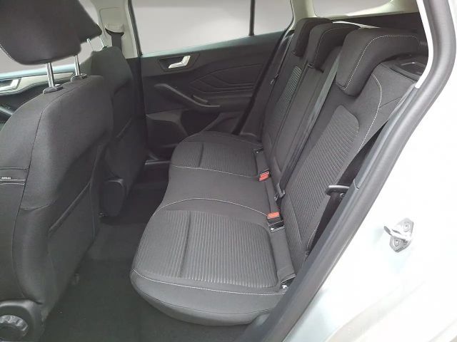 Ford Focus Titanium Wagon