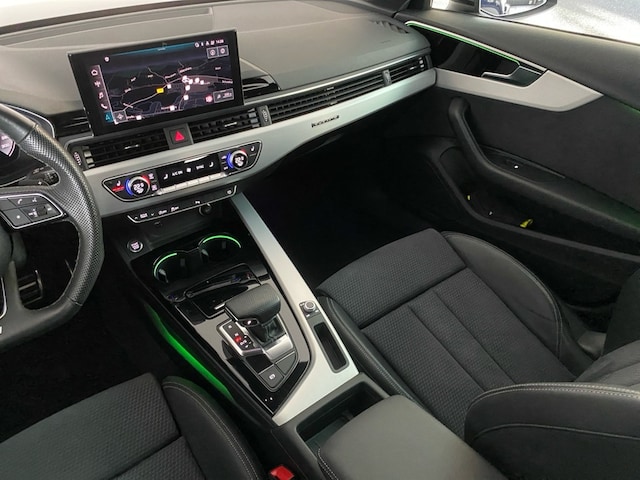 Audi A4 40 TFSI Avant Quattro S-Line S-Tronic