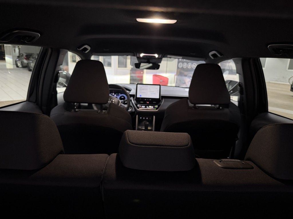 Toyota Corolla Cross 5-deurs Team D