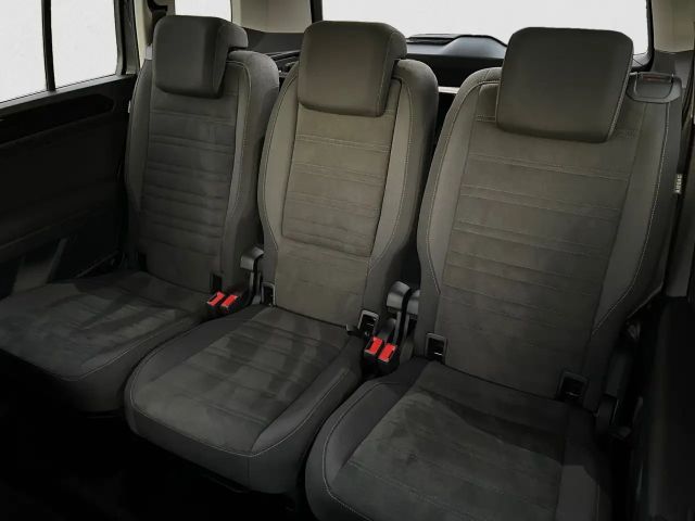 Volkswagen Touran DSG Highline R-Line