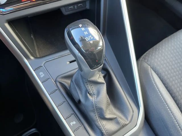 Volkswagen Taigo 1.0 TSI DSG Life