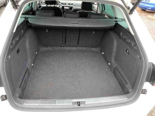 Skoda Superb 2.0 TDI Combi Style Style